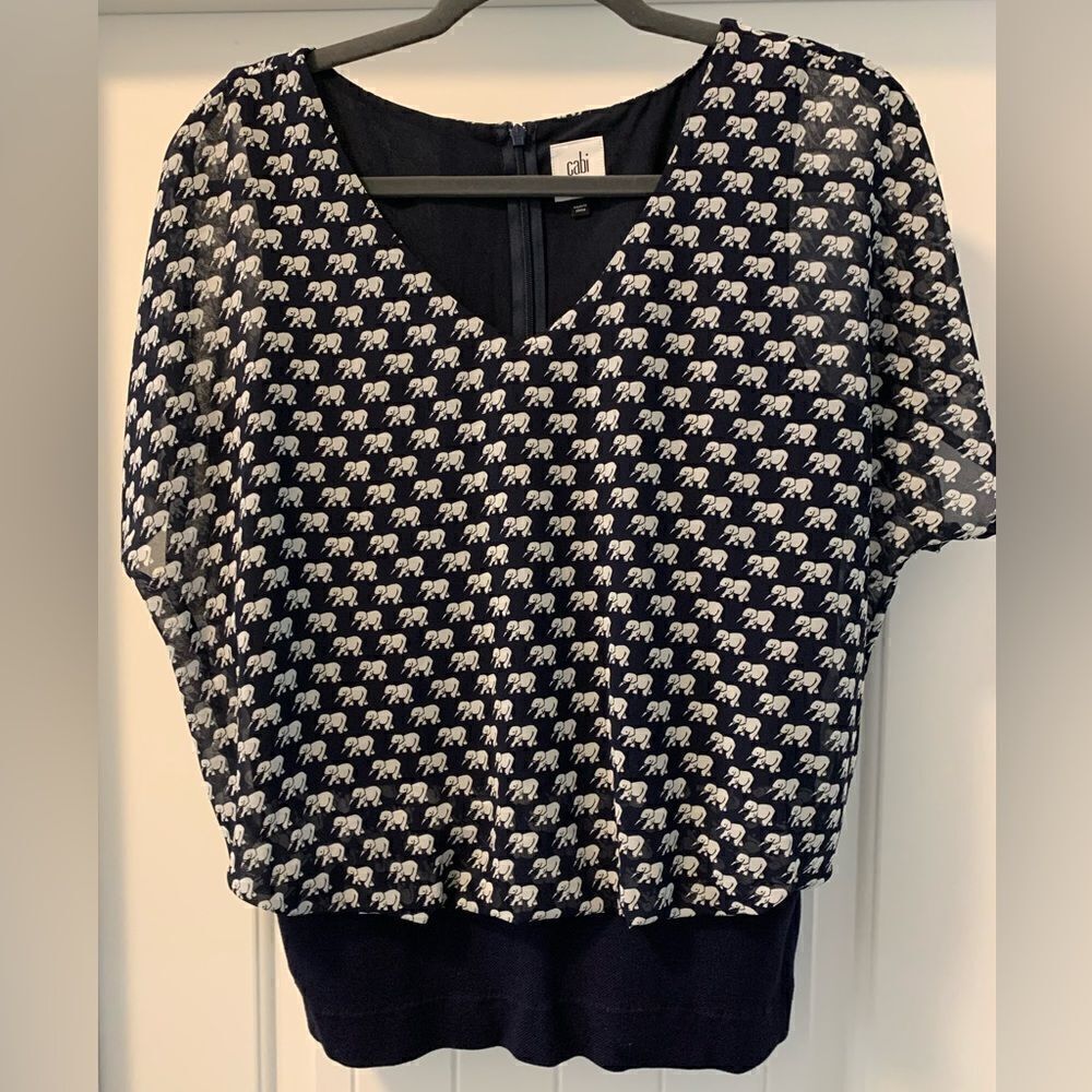 Cabi Parade Elephant Print Blouse Top Size Small